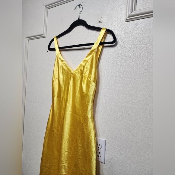 Lulus Perfectly Classy Yellow Satin Strappy Maxi Dress Wedding Party Formal - Picture 7 of 9